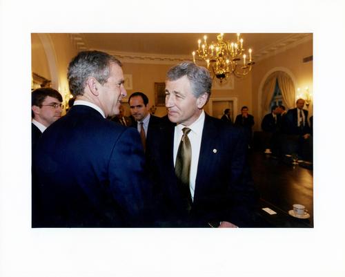Photo of Hagel and President George W. Bush at an event on February 15, 2001, UNO Libraries' Archives &amp; Special Collections